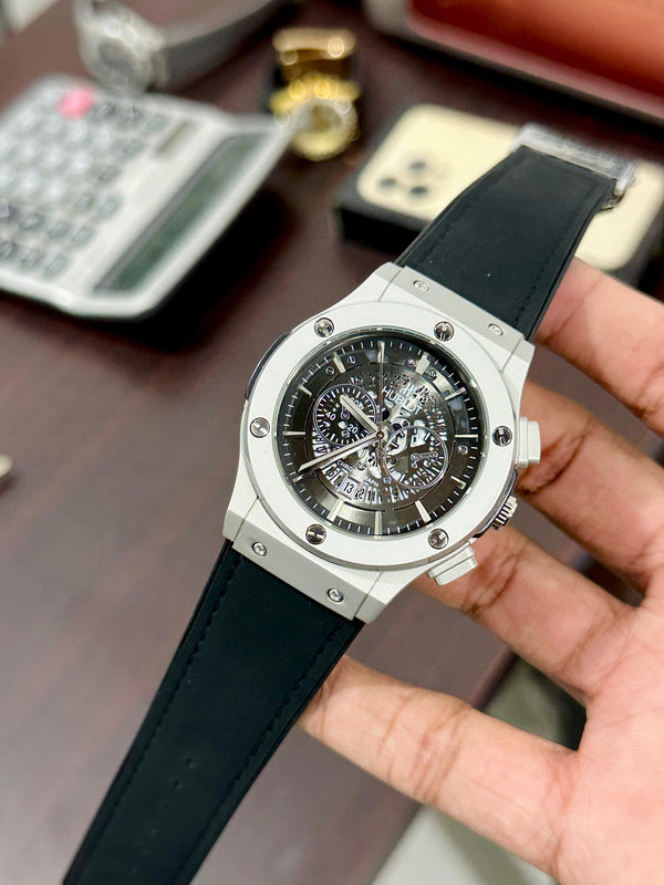 Hublot skeleton with strap